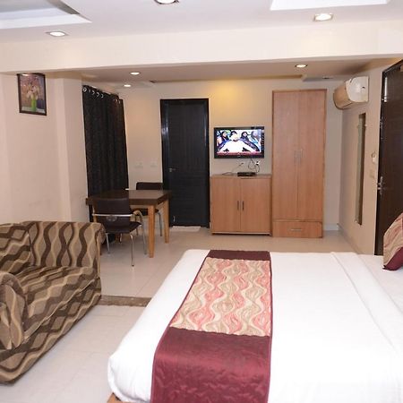 Hotel Balsons Continental نيودلهي المظهر الخارجي الصورة